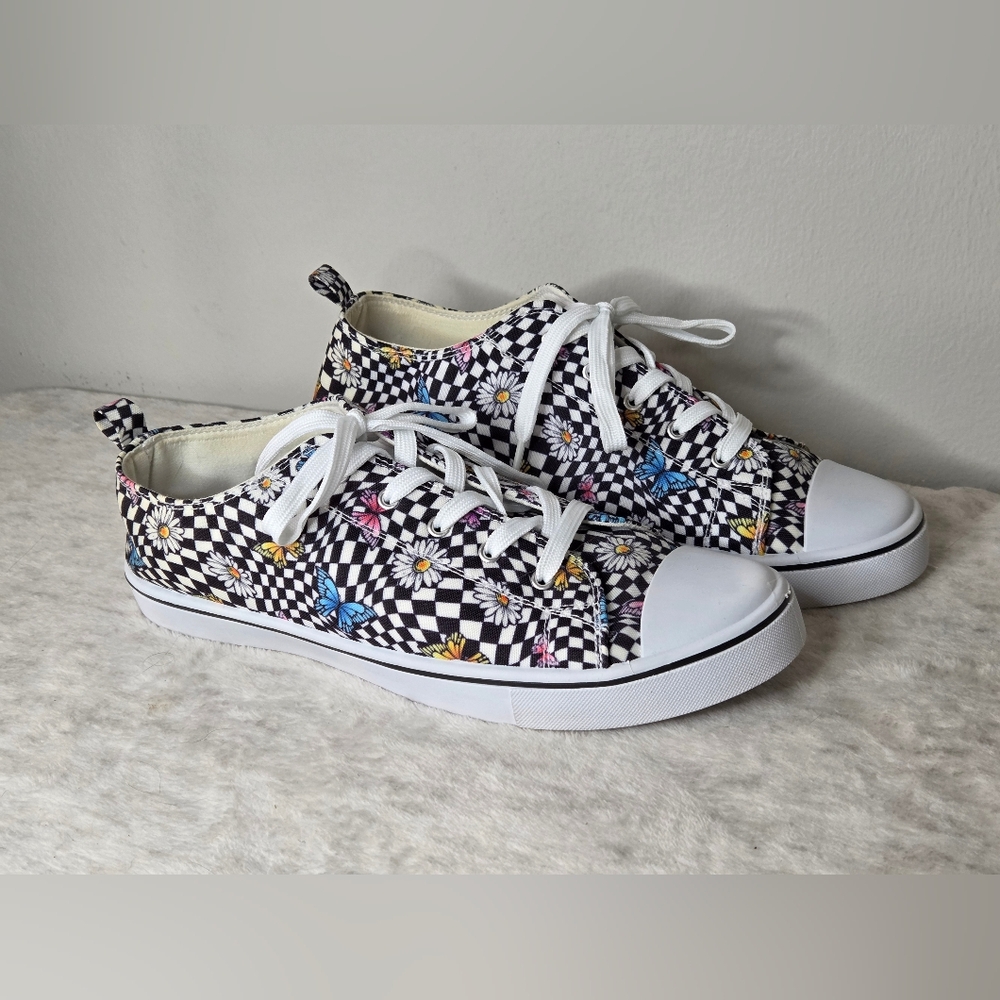 Ardene Women's 10 Black and White Floral Checkered Funky Statement Sneakers